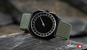 Handmade in Switzerland: 24 hours and only 1 hand. The Slow Watch helps you to live for the moment.