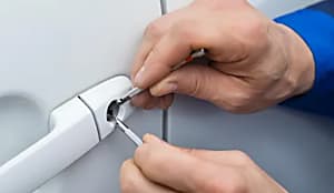 What You Can Do If You Lock Your Keys In The Car