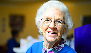 Vor 1970 geboren? So sparen Sie bei den Beerdigungskosten