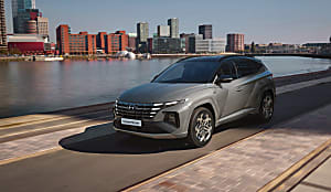 Discover The Award-Winning Hyundai TUCSON Discover The Award-Winning Hyundai TUCSON